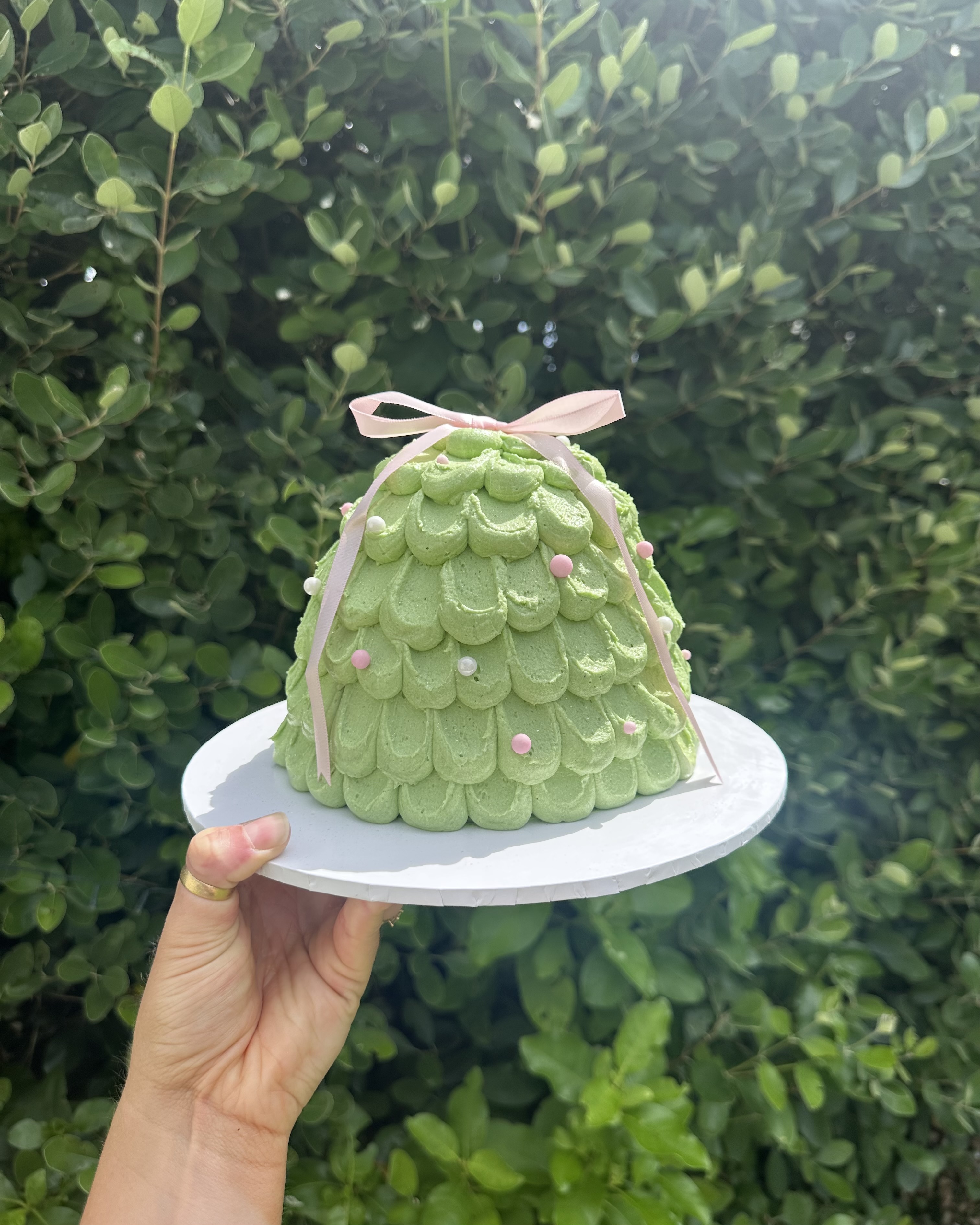 Bespoke celebration cake Auckland – custom creation